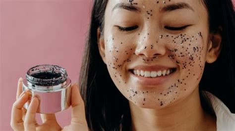 5 Cara Merawat Kulit Wajah Remaja Glowing Alami! 5 Cara Merawat Kulit Wajah Remaja Glowing Alami!
