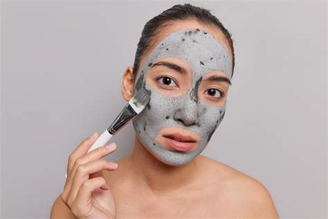 5 Rahasia Facial di Rumah ala Seleb, Dijamin Glowing! 5 Rahasia Facial di Rumah ala Seleb, Dijamin Glowing!
