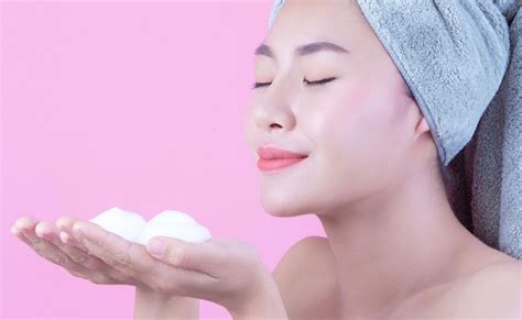 5 Rahasia Mulus Putihkan Wajah Secara Alami 5 Rahasia Mulus Putihkan Wajah Secara Alami