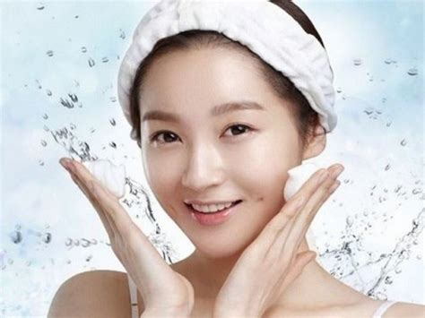 5 Rahasia Wajah Glowing Orang Korea yang Bikin Iri!