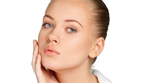7 Cara Merawat Wajah yang Benar untuk Kulit Mulus dan Glowing dalam 1 Minggu! 7 Cara Merawat Wajah yang Benar untuk Kulit Mulus dan Glowing dalam 1 Minggu!