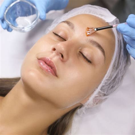 7 Treatment di Adeeva Ini Bikin Glowing, No. 5 Harganya Bikin Melongo! 7 Treatment di Adeeva Ini Bikin Glowing, No. 5 Harganya Bikin Melongo!