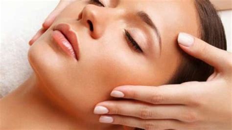 Intip Rahasia Glowing! Ini 7 Harga Perawatan di Gracia Skin Clinic yang Bikin Dompet Nggak Nangis! Intip Rahasia Glowing! Ini 7 Harga Perawatan di Gracia Skin Clinic yang Bikin Dompet Nggak Nangis!