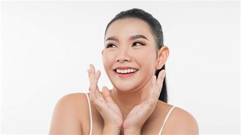 5 Cara Merawat Muka Ala Artis Korea: Glowing Tanpa Ribet! 5 Cara Merawat Muka Ala Artis Korea: Glowing Tanpa Ribet!