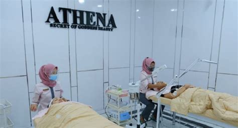 5 Harga Perawatan Athena yang Bikin Kantong Gak Nangis (2024)! 5 Harga Perawatan Athena yang Bikin Kantong Gak Nangis (2024)!