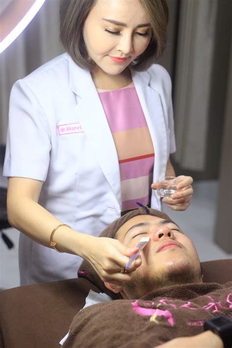 5 Harga Spesial Perawatan di Reta Beauty Clinic: Budget Cantik Mulai 99 Ribu! 5 Harga Spesial Perawatan di Reta Beauty Clinic: Budget Cantik Mulai 99 Ribu!
