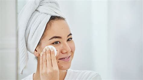 5 Rahasia Kecantikan Wajah Alami untuk Kulit Bersinar 24/7 5 Rahasia Kecantikan Wajah Alami untuk Kulit Bersinar 24/7
