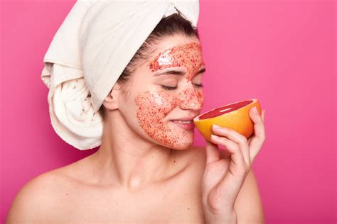 5 Ritual Skincare Malam Anti-Aging untuk Kulit Lebih Muda dalam 30 Hari! 5 Ritual Skincare Malam Anti-Aging untuk Kulit Lebih Muda dalam 30 Hari!