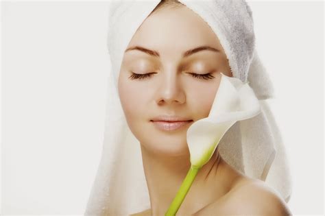 7 Cara Merawat Kulit Wajah Alami dalam 10 Menit Sehari untuk Kulit Bersih dan Sehat! 7 Cara Merawat Kulit Wajah Alami dalam 10 Menit Sehari untuk Kulit Bersih dan Sehat!