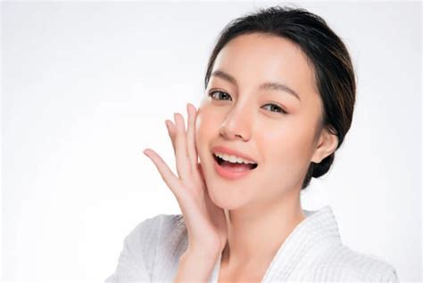 7 Cara Merawat Kulit Wajah Remaja yang Wajib Dicoba Agar Selalu Glowing dan Sehat! 7 Cara Merawat Kulit Wajah Remaja yang Wajib Dicoba Agar Selalu Glowing dan Sehat!