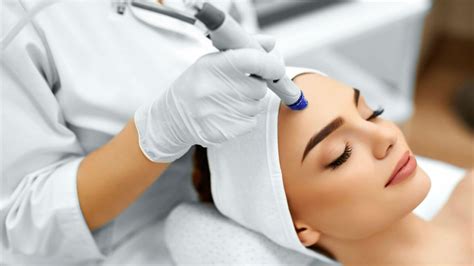 7 Cara Perawatan Wajah di Salon yang Bisa Bikin Kamu Tampil Awet Muda dan Mempesona! 7 Cara Perawatan Wajah di Salon yang Bisa Bikin Kamu Tampil Awet Muda dan Mempesona!