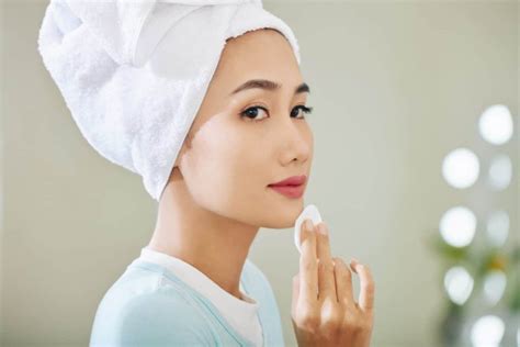 7 Rahasia Kulit Glowing ala Korea: Bikin Iri Se-Instagram! 7 Rahasia Kulit Glowing ala Korea: Bikin Iri Se-Instagram!