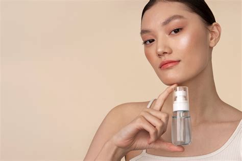 7 Rahasia Kulit Glowing ala Korea: Bikin Iri Se-Instagram! 7 Rahasia Kulit Glowing ala Korea: Bikin Iri Se-Instagram!