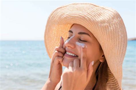 7 Rahasia Mulus Alami Glowing Kulit Secara PERMANEN! 7 Rahasia Mulus Alami Glowing Kulit Secara PERMANEN!