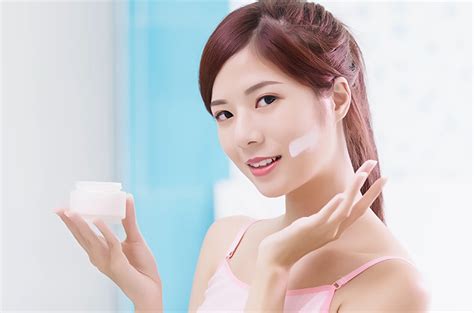 7 Rahasia Perawatan Wajah Korea yang Bisa Bikin Kamu Awet Muda dan Glowing dalam 10 Hari! 7 Rahasia Perawatan Wajah Korea yang Bisa Bikin Kamu Awet Muda dan Glowing dalam 10 Hari!