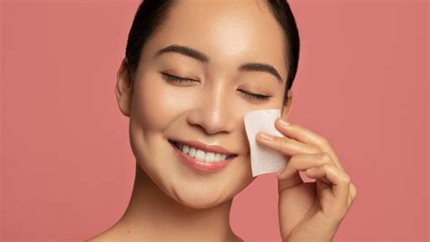 7 Rahasia Wajah Bebas Kilap: Cara Ampuh Merawat Muka Berminyak!