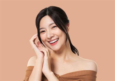 7 Rahasia Wajah Mulus Orang Korea: Nomor 5 Bikin Kaget! 7 Rahasia Wajah Mulus Orang Korea: Nomor 5 Bikin Kaget!