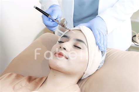 7 Treatment Adeeva di Bawah 1 Juta: Cantik Gak Harus Mahal! 7 Treatment Adeeva di Bawah 1 Juta: Cantik Gak Harus Mahal!