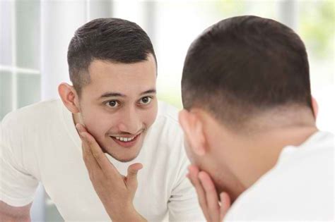 7 Rahasia Perawatan Wajah Pria Terbaik: Dijamin Bikin Ganteng Maksimal! 7 Rahasia Perawatan Wajah Pria Terbaik: Dijamin Bikin Ganteng Maksimal!