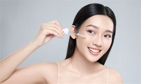 7 Serum Wajah Terbaik untuk Kulit Kombinasi: Atasi Kilap and Kering dalam Sekejap!